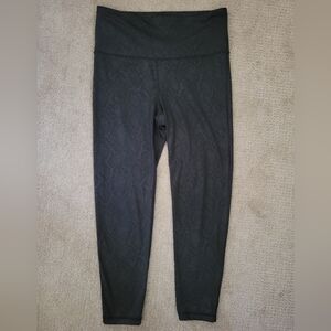 Gap Fit Eclipse Black Snakeskin Side Zipper High Waisted Legging